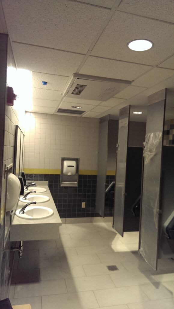 suny-b-reno-bathroom